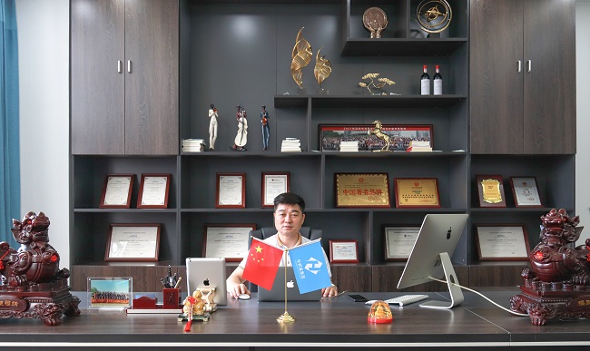 华邦瀛集团创始人曹向华先生