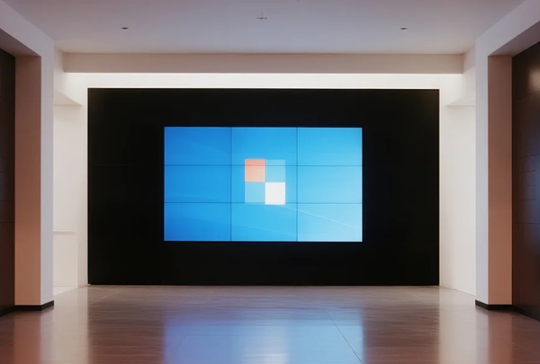 老牌厂家 vs. 新兴品牌：在液晶拼接屏领域各有什么特点？